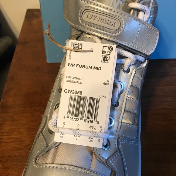 ADIDAS Ivy Park Forum Mid Icy Park Silver Metallic - Picture 9 of 11